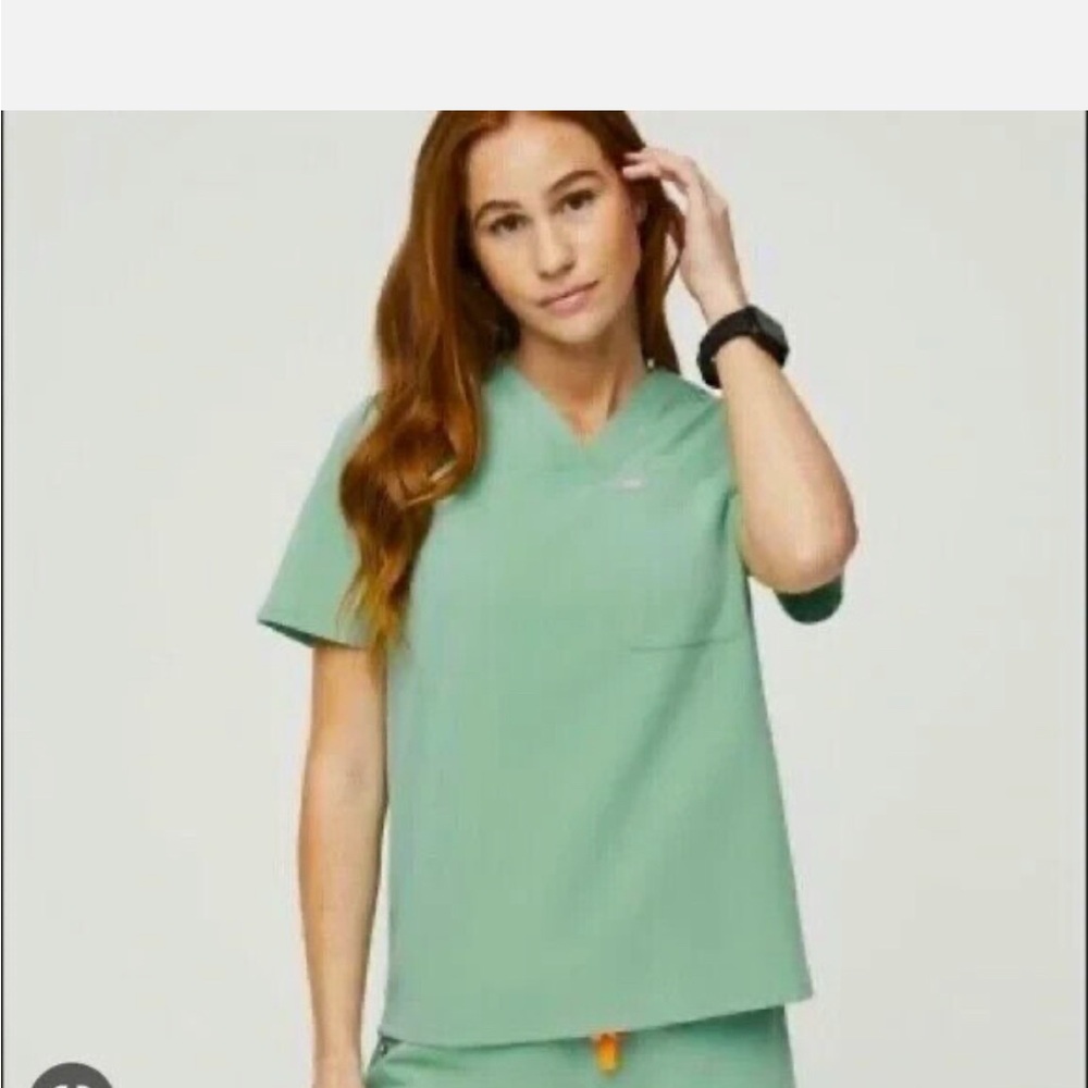 Figs Limited Edition Jade Green Scrubs Set. XXS Petite